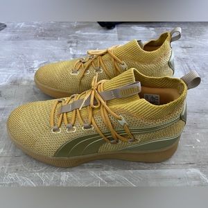 Mens puma tennis shoes sneakers 11.5